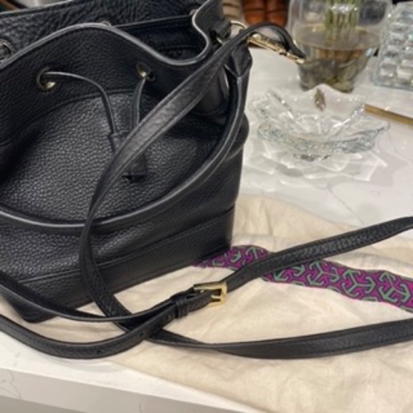 Tory Burch Bucket Bag - Picture 5 of 5